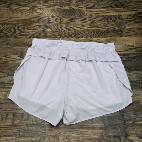 Fabletics Austyn Run Shorts Sky Purple White NWT 1X - Picture 2 of 10